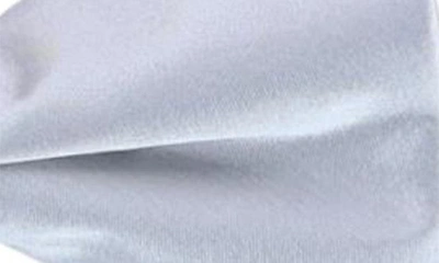 Trafalgar Sutton Pre-tied Silk Bow Tie In Silver
