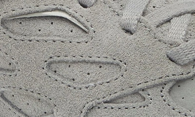 Hoka Clifton L Sneaker In Limestone / Limestone