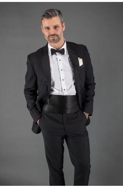 Trafalgar Sutton Solid Silk Cummerbund In Black