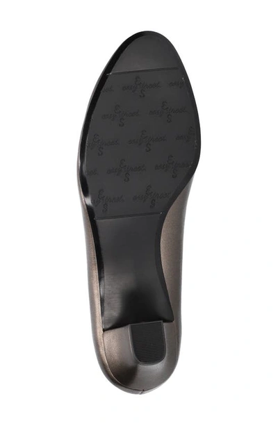 Easy Street Ballari Round Toe Pump In Pewter