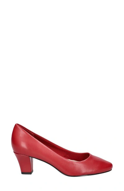 Easy Street Ballari Round Toe Pump In Red