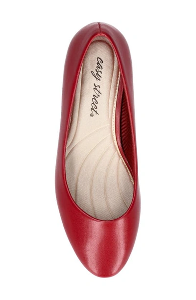 Easy Street Ballari Round Toe Pump In Red