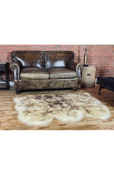 Natural New Zealand Triple Sheepskin Throw In Gradient Chocolate
