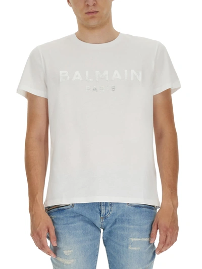 Shop Balmain Logo Print T-shirt In Blanc/argent