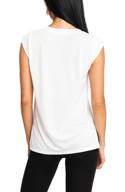 Gibsonlook V-neck T-shirt In Off White
