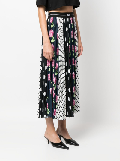 Shop Msgm Mix-print Pleated Long Skirt In 黑色
