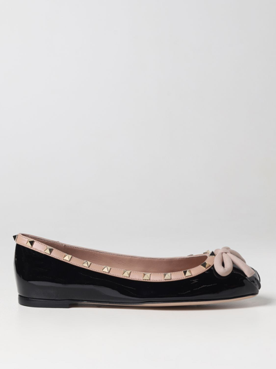 Shop Valentino Rockstud Ballet Flat In Patent Leather In Black