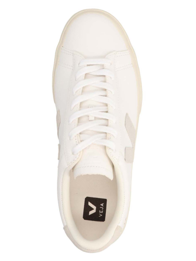 Shop Veja Sneaker Campo In White