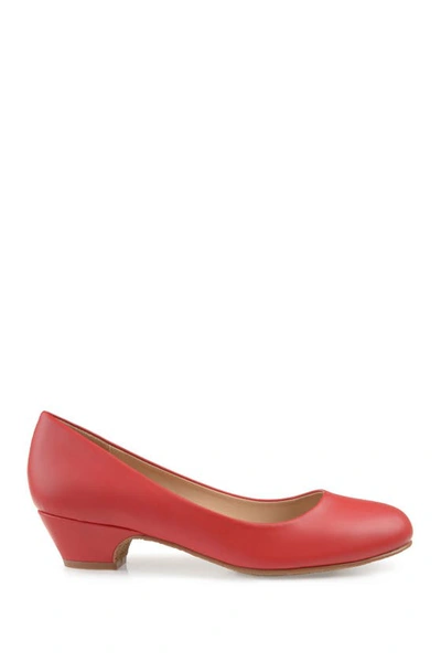 Journee Collection Saar Round Toe Pump In Red