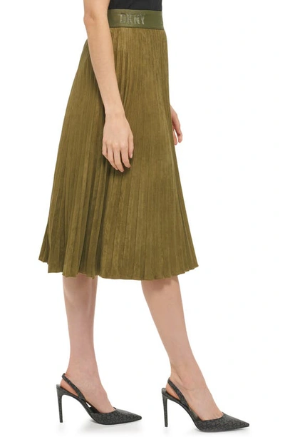 Shop Dkny Faux Suede Pleated Skirt In Moss