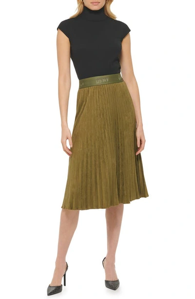 Shop Dkny Faux Suede Pleated Skirt In Moss