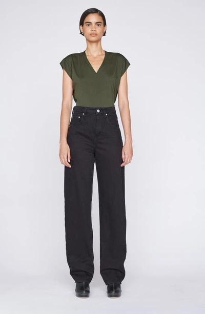 Frame Le High Rise V-neck Organic Pima Cotton T-shirt In Surplus