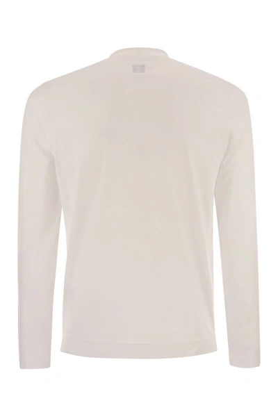 Shop Fedeli Extreme - Crew-neck T-shirt With Long Sleeves In Cream