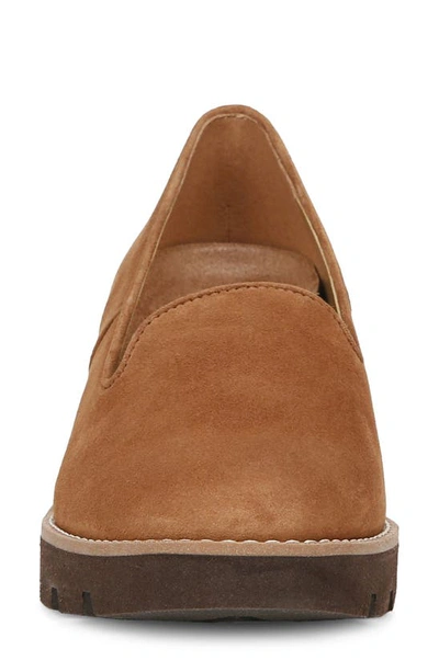 Vionic Willa Wedge Loafer In Toffee Brown
