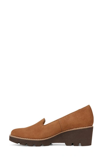 Vionic Willa Wedge Loafer In Toffee Brown