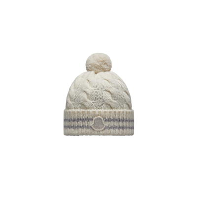 Shop Moncler Bonnet En Laine Avec Pompon In Multicolour