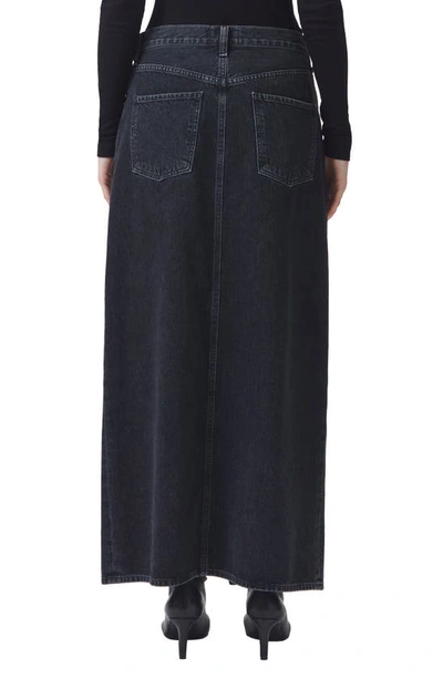 Shop Agolde Leif Longline Denim Skirt In Spider