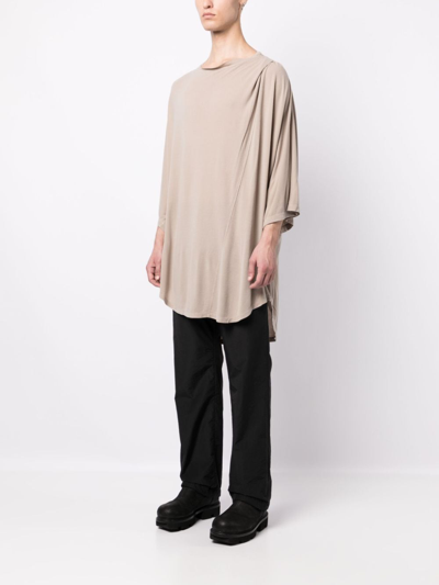 Shop Julius Three-quarter Sleeve Cotton T-shirt In 褐色