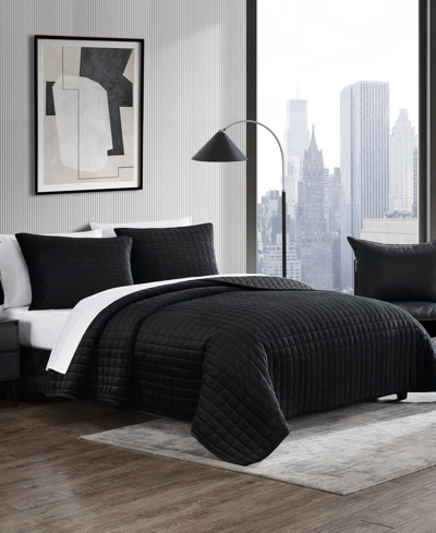 Vera Wang Diamond Velvet Reversible Quilt Set In Black