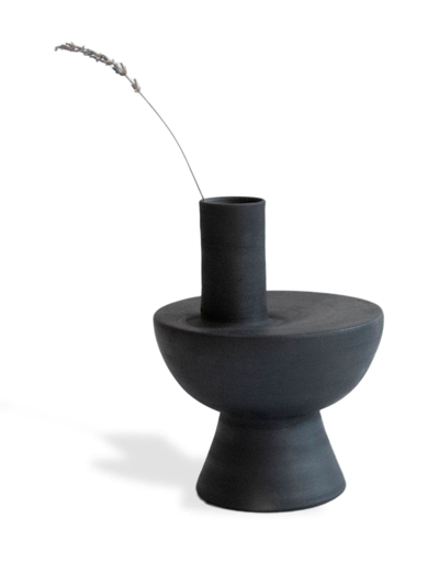 Shop Origin Made Charred Chimney Clay Vase (31,3cm) In Schwarz