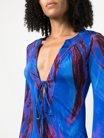 Shop Louisa Ballou Abstract-print Long-sleeved Kaftan Dress In Blau