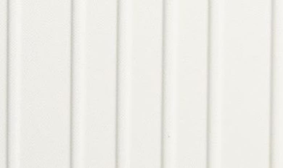 Kenneth Cole Flying Axis 24" Hardside Spinner Luggage In Coconut White