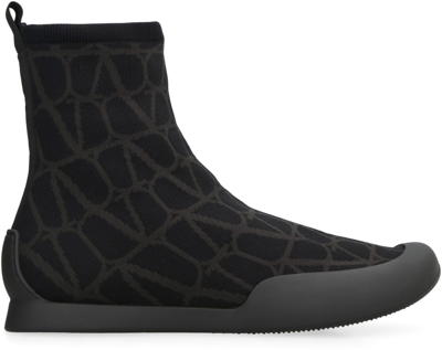 Shop Valentino Garavani - Cityshore High-top Fabric Sneakers In Black