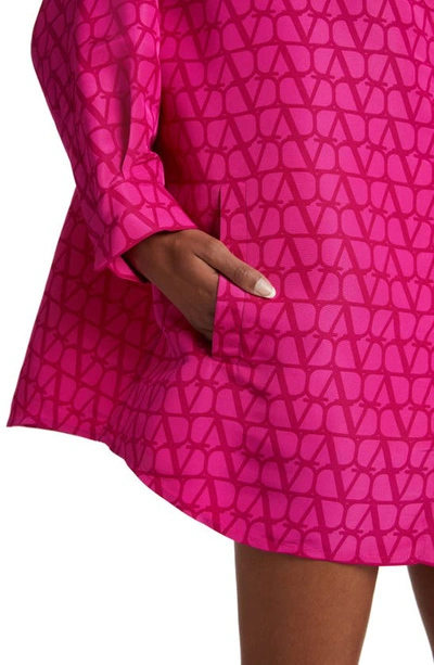 Shop Valentino Vlogo Longline Silk Button-up Shirt In Pink Pp