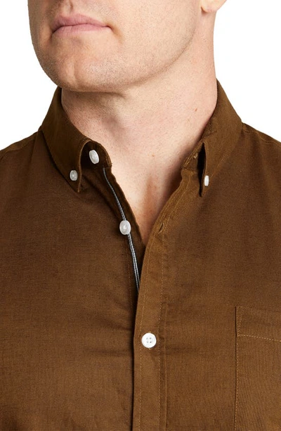 Shop Johnny Bigg Fresno Short Sleeve Linen Blend Button-down Shirt In Toffee