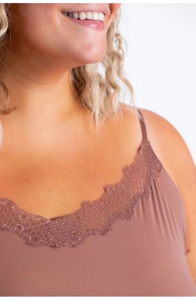 Uwila Warrior Happy Seamless Lace Trim Camisole In Chocolate