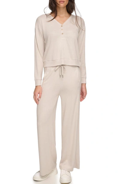 Andrew Marc Sport Hacci Wide Leg Drawstring Pants In Twine