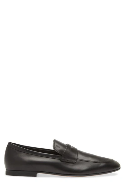 Tod's Apron Toe Loafer In Nero