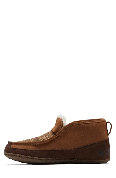 Sorel Manawan Ii Faux Fur Lined Slipper In Elk/ Tobacco