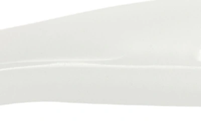 Le Creuset 9 Inch Enamel Cast Iron Skillet In White
