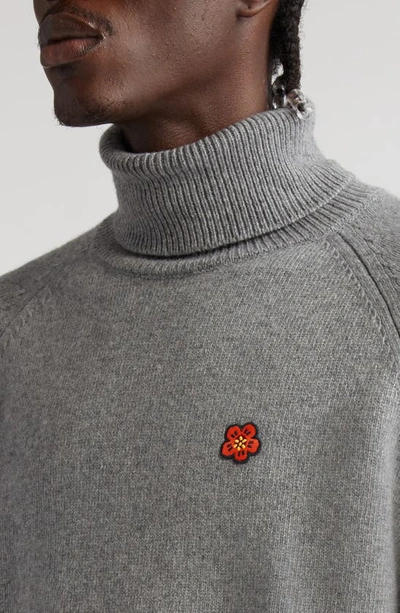 Shop Kenzo Boke Flower Embroidered Merino Wool Turtleneck Sweater In 94- Pearl Grey
