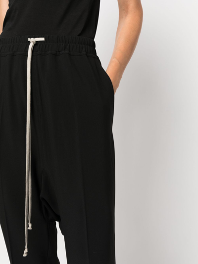 Rick Owens Drop-crotch Drawstring Cropped Trousers In Schwarz