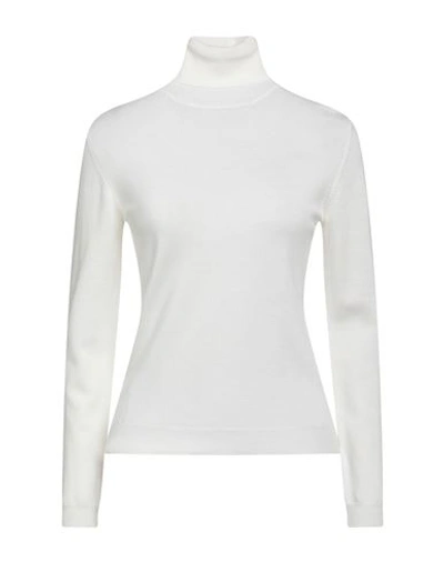 Shop Aragona Woman Turtleneck Ivory Size 8 Wool In White