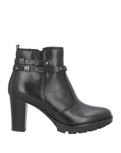 Cinzia Soft Woman Ankle Boots Black Size 8 Soft Leather In Black