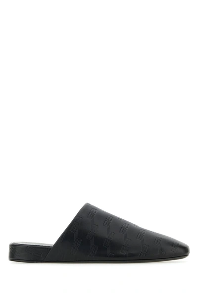Shop Balenciaga Slippers In Black