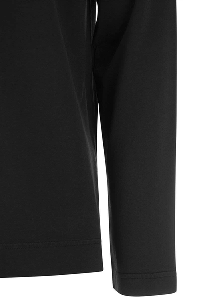 Fedeli Long-sleeved Crew-neck T-shirt In Black