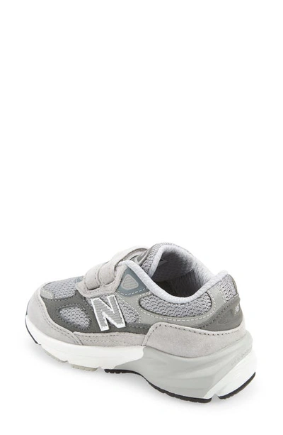 New Balance Fuelcell 990v6 Running Sneaker In Grey