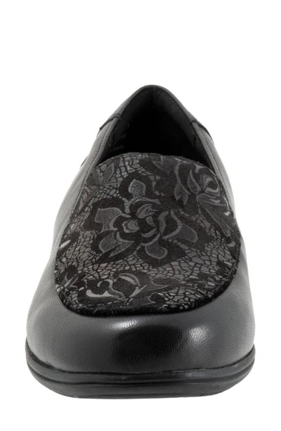Trotters Deanna Flat In Black Floral