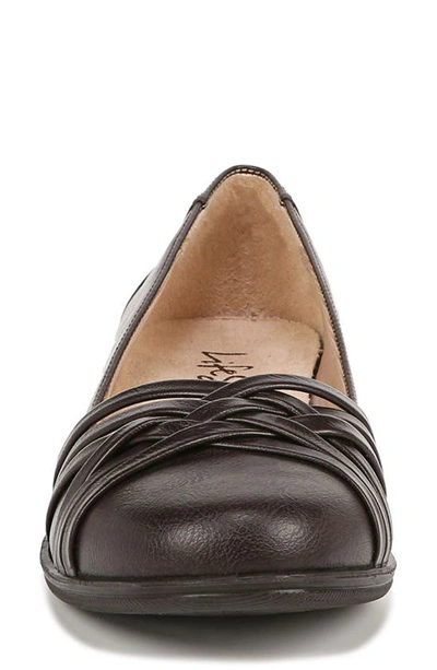 Lifestride Incredible Wedge Flat In Brown