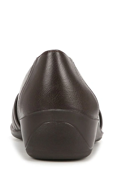 Lifestride Incredible Wedge Flat In Brown