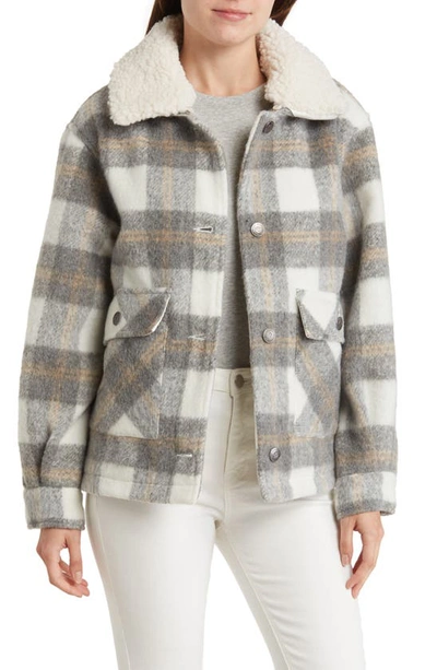 Lucky Brand Faux Fur Collar Plaid Jacket In Grey And White Plaid