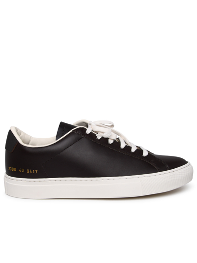 Shop Common Projects Man Brown Leather Sneakers