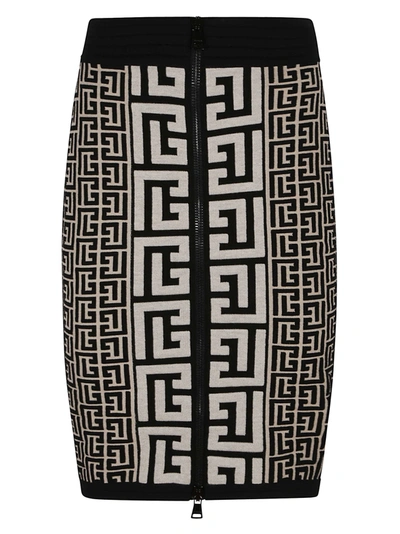Shop Balmain Hw Monogram Knit Knee Skirt In Gfe Ivoire Noir