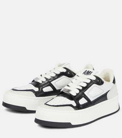 Shop Ami Alexandre Mattiussi Arcade Low-top Leather Sneakers In White