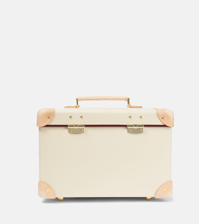 Globe-trotter Safari Vanity Case In Safari Ivory