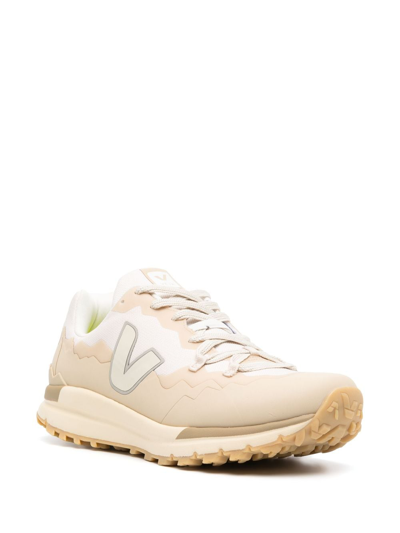 Shop Veja Fitz Roy Low-top Sneakers In Neutrals